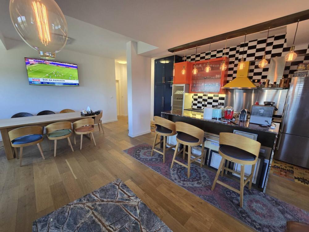 Slika 2 - Marije Bursać, Dvosoban stan na prodaju, 72m2, 245.000€