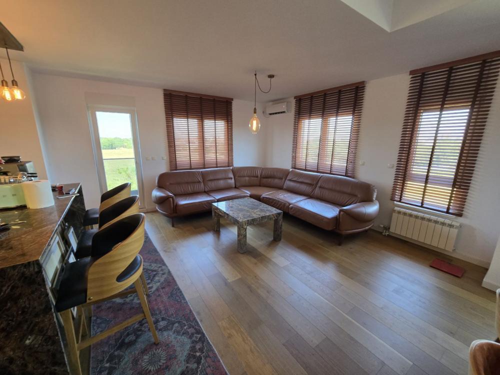 Slika 1 - Marije Bursać, Dvosoban stan na prodaju, 72m2, 245.000€