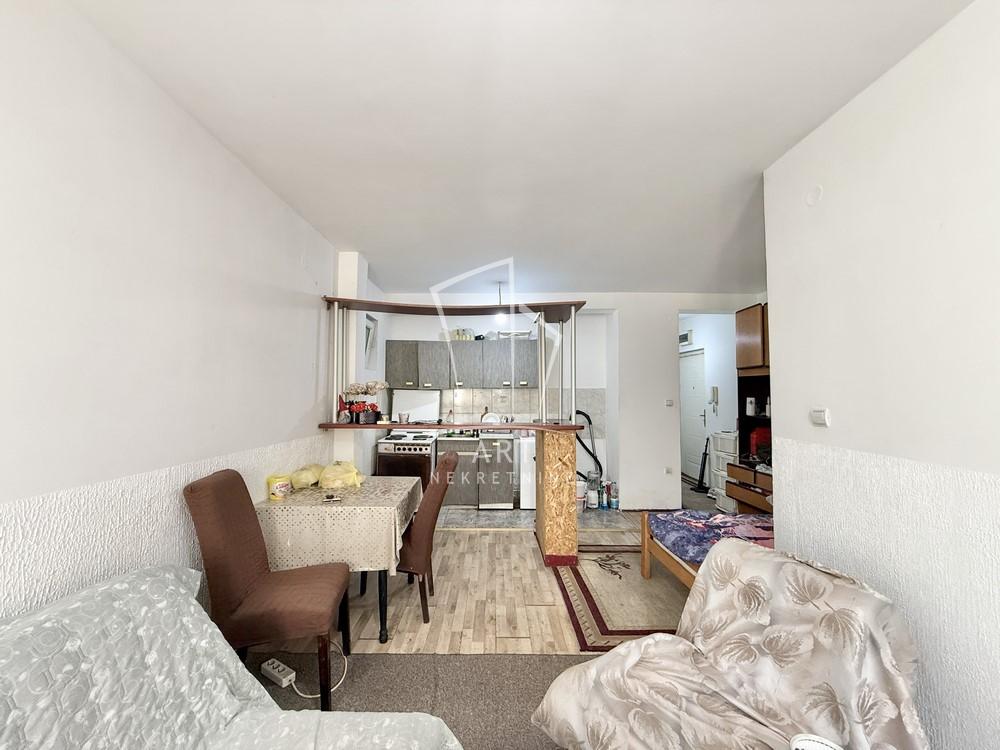 Slika 1 - Petra Jovanovića,  Stan na prodaju, 31m2, 58.900€