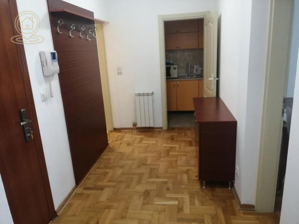 Slika 5 - Dvoiposoban stan za izdavanje, 60m2, 700€