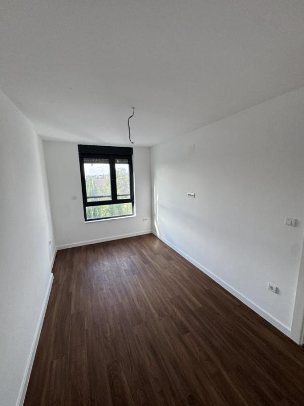 Slika 5 -  Stan na prodaju, 136m2, 340.000€