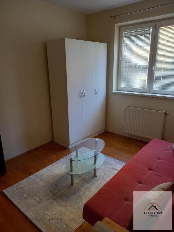 Slika 1 - Jednoiposoban stan za izdavanje, 32m2, 330€