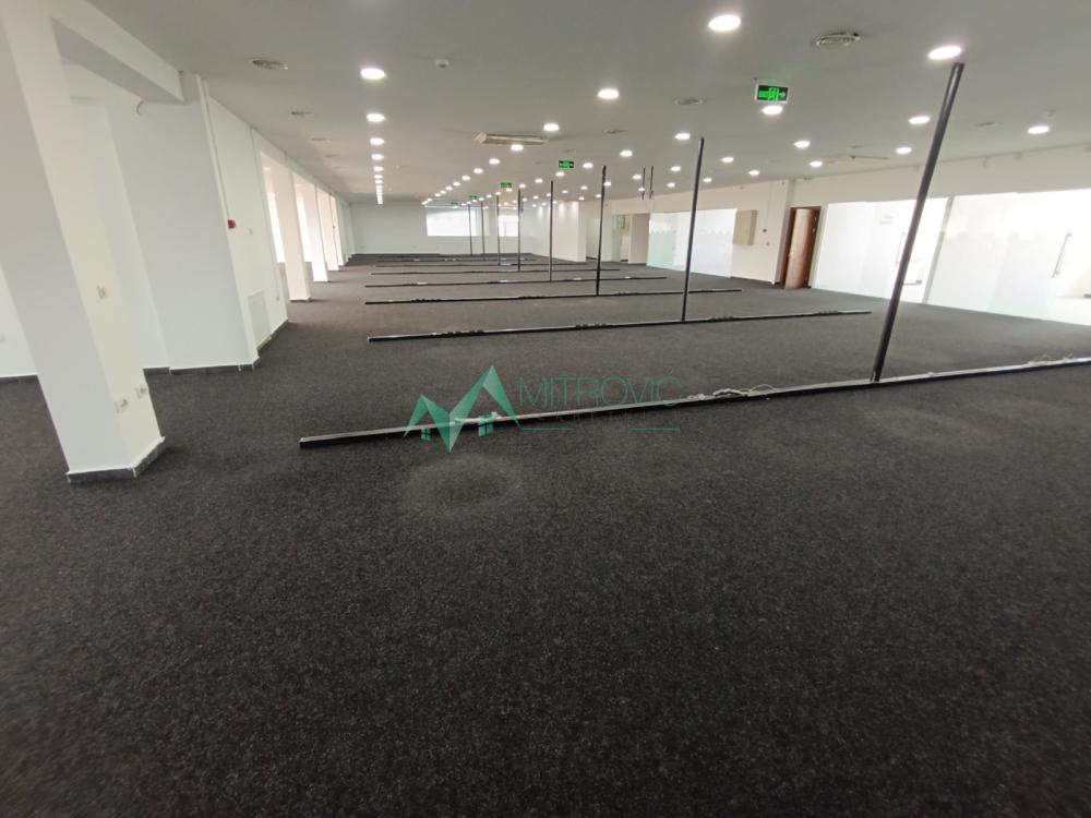 Glavna slika - Lokal za izdavanje, 1030m2, 6.000€