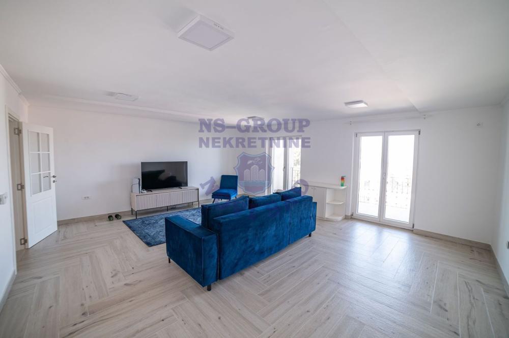 Slika 7 - Bogdana Gavrilovića,  Kuća na prodaju, 550m2, 875.500€