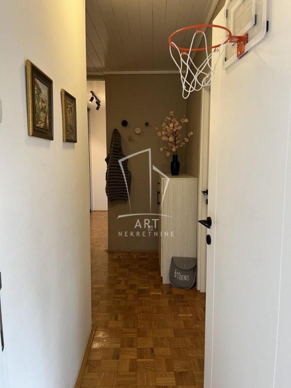 Slika 8 - Jovana Stojsavljevića, Troiposoban stan na prodaju, 64m2, 185.000€