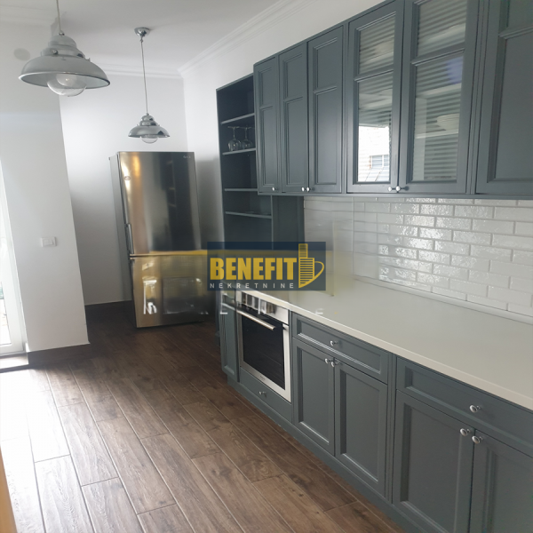 Slika 9 - Trosoban stan za izdavanje, 120m2, 1.500€