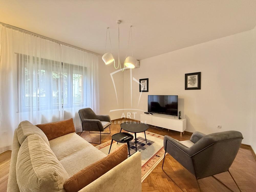 Glavna slika -Sitnička, Kuća za izdavanje, 255m2, 3.000€