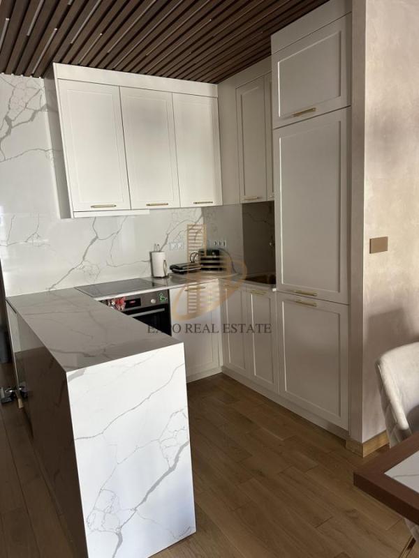 Slika 2 - Trosoban stan za izdavanje, 60m2, 1.200€