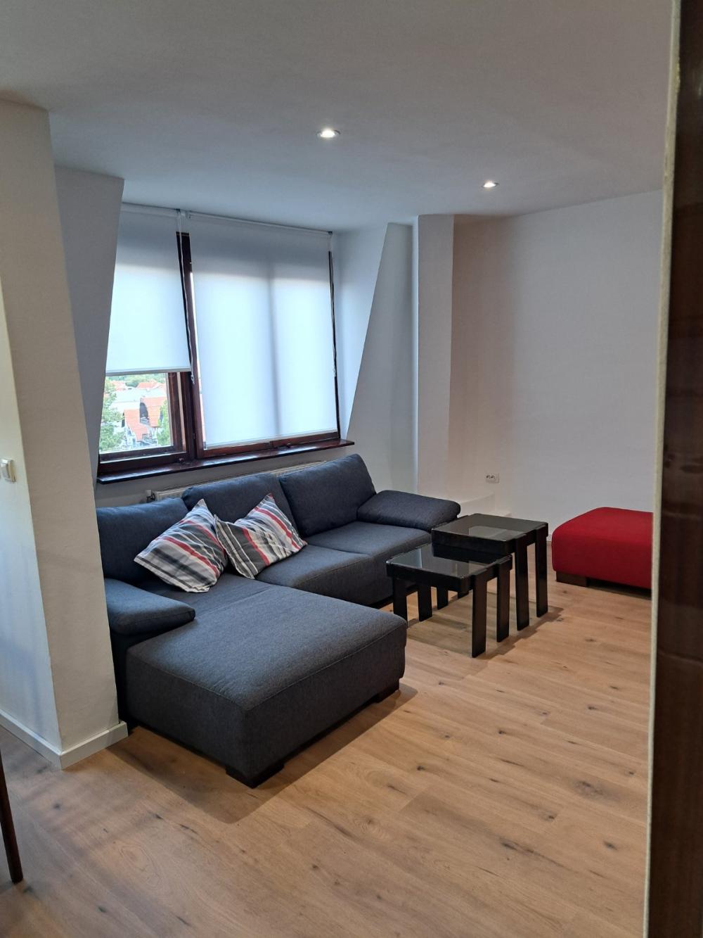 Slika 1 - Bulevar Nemanjića 97, Dvosoban stan za izdavanje, 64m2, 350€