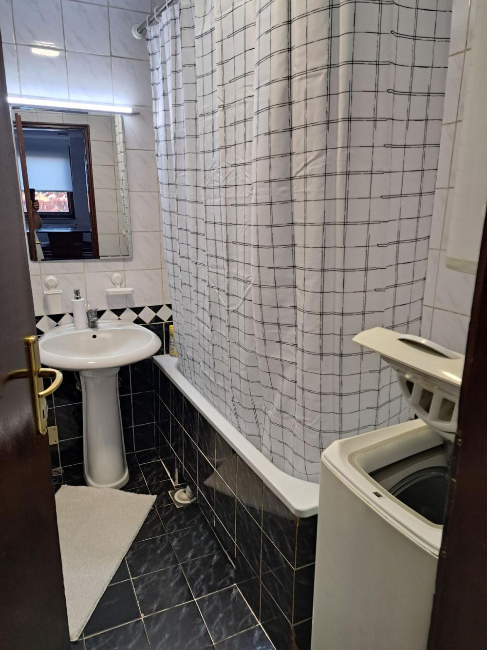 Slika 3 - Bulevar Nemanjića 97, Dvosoban stan za izdavanje, 64m2, 350€