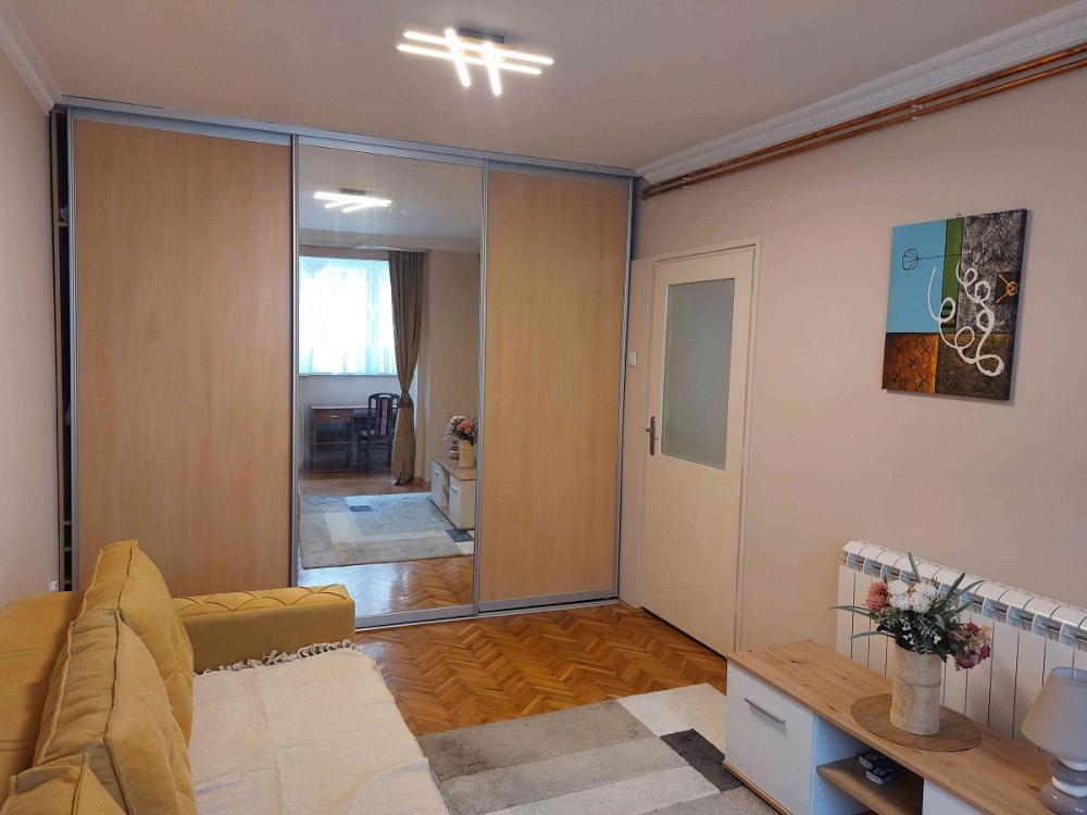 Slika 3 - Cara Nikolaja, Dvosoban stan za izdavanje, 58m2, 650€