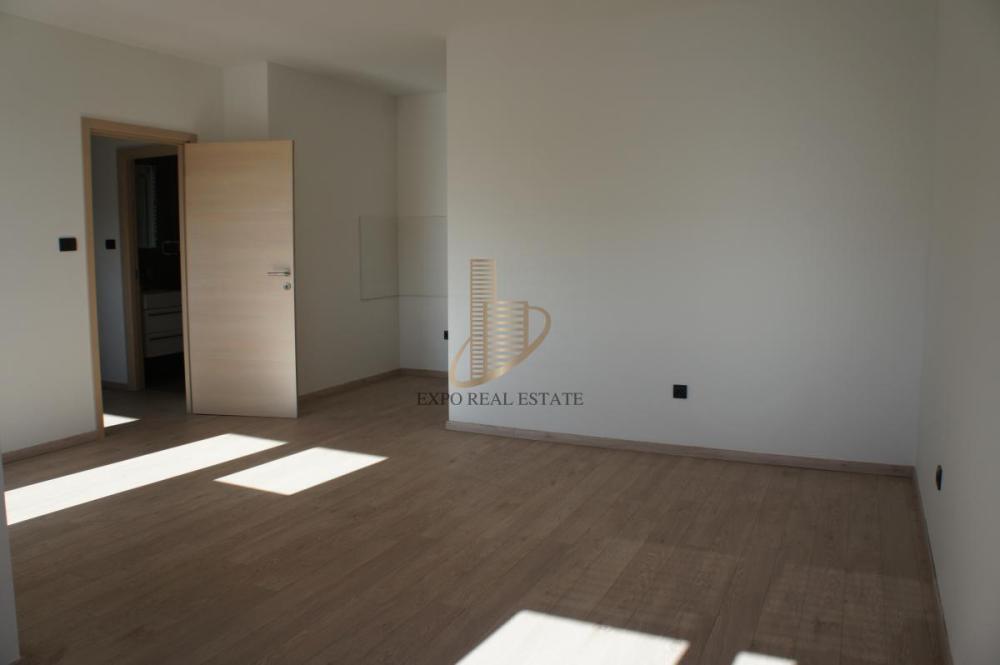 Slika 4 - Petosoban stan za izdavanje, 118m2, 1.000€