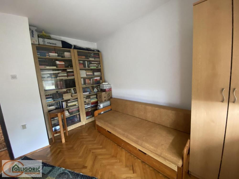 Glavna slika -Bulevar Revolucije, Jednoiposoban stan za izdavanje, 40m2, 200€
