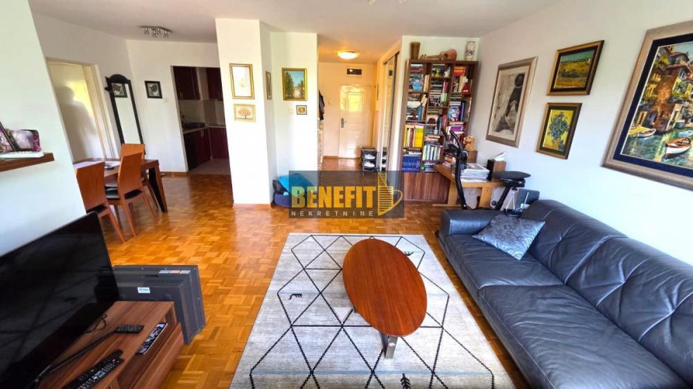 Slika 2 - Trosoban stan na prodaju, 73m2, 215.000€