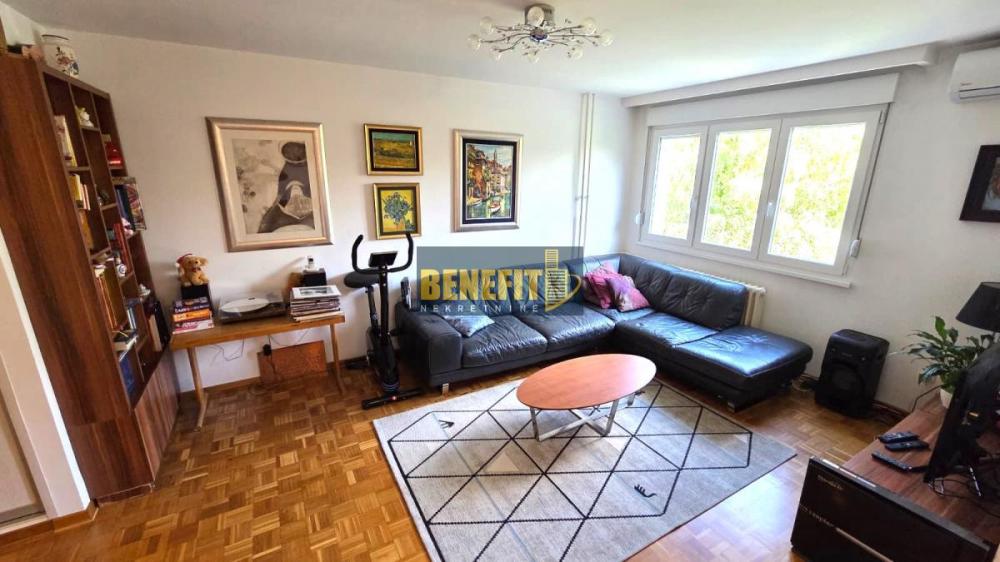 Slika 1 - Trosoban stan na prodaju, 73m2, 215.000€