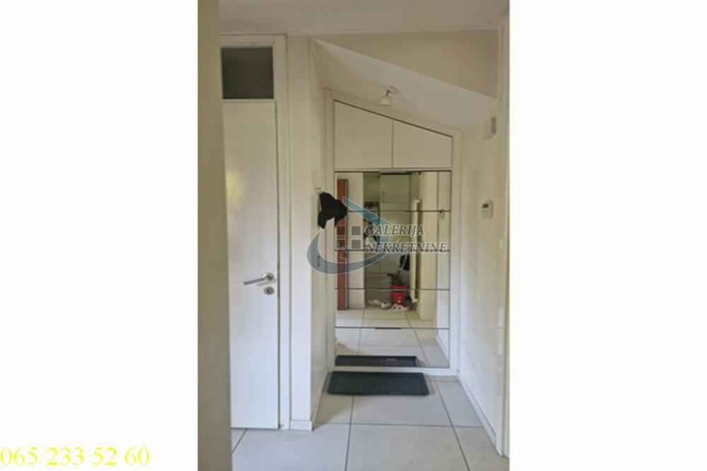 Slika 1 - Omladinska, Šestosoban stan na prodaju, 170m2, 795.000€