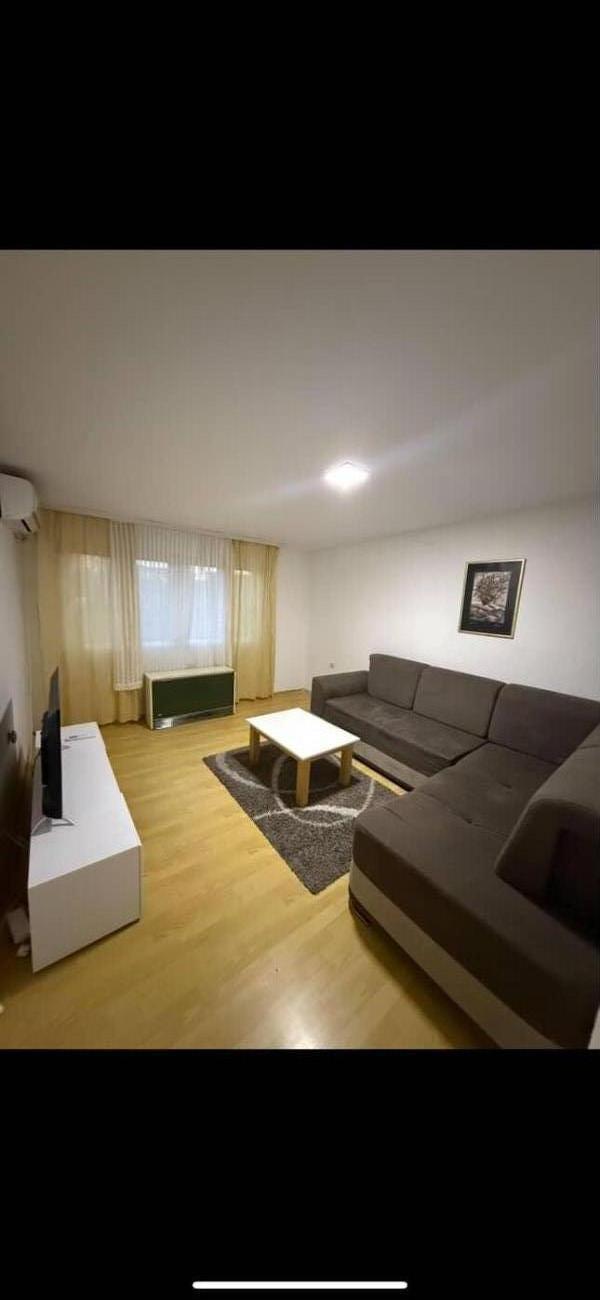 Glavna slika -Voždova 10, Dvosoban stan za izdavanje, 50m2, 350€