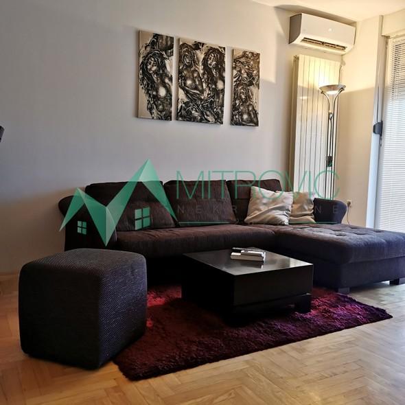 Glavna slika -Jednosoban stan za izdavanje, 37m2, 400€