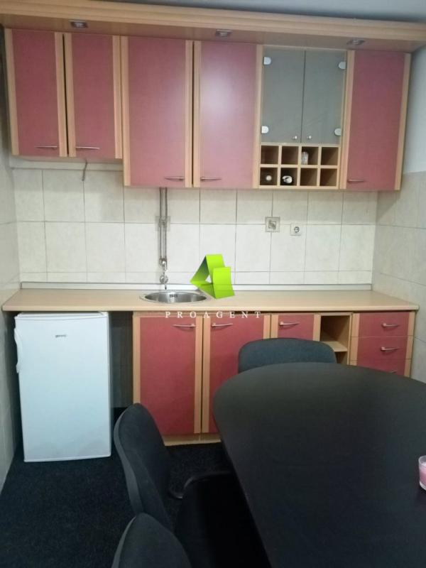 Slika 2 - Dvoiposoban stan za izdavanje, 70m2, 350€