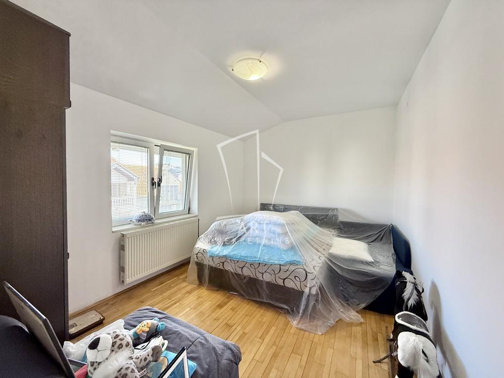 Slika 7 - Svetozara Radojčića,  Kuća na prodaju, 438m2, 680.000€