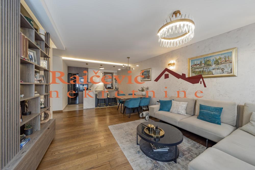 Slika 2 - Juzni bulevar, Četvorosoban stan na prodaju, 115m2, 395.000€