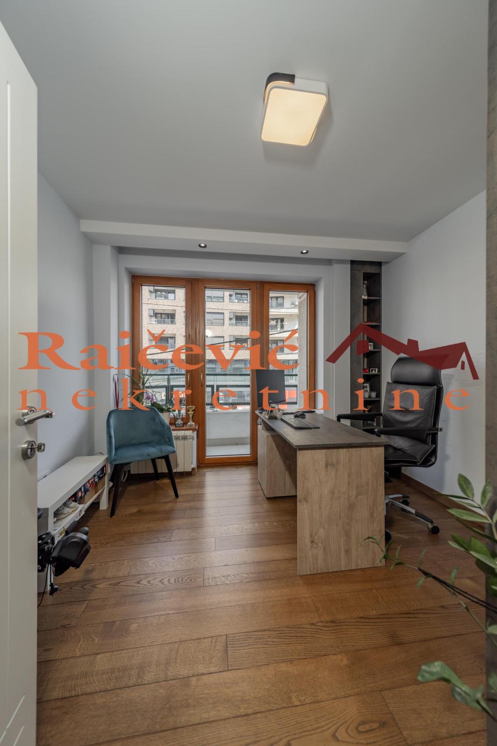 Slika 6 - Juzni bulevar, Četvorosoban stan na prodaju, 115m2, 395.000€