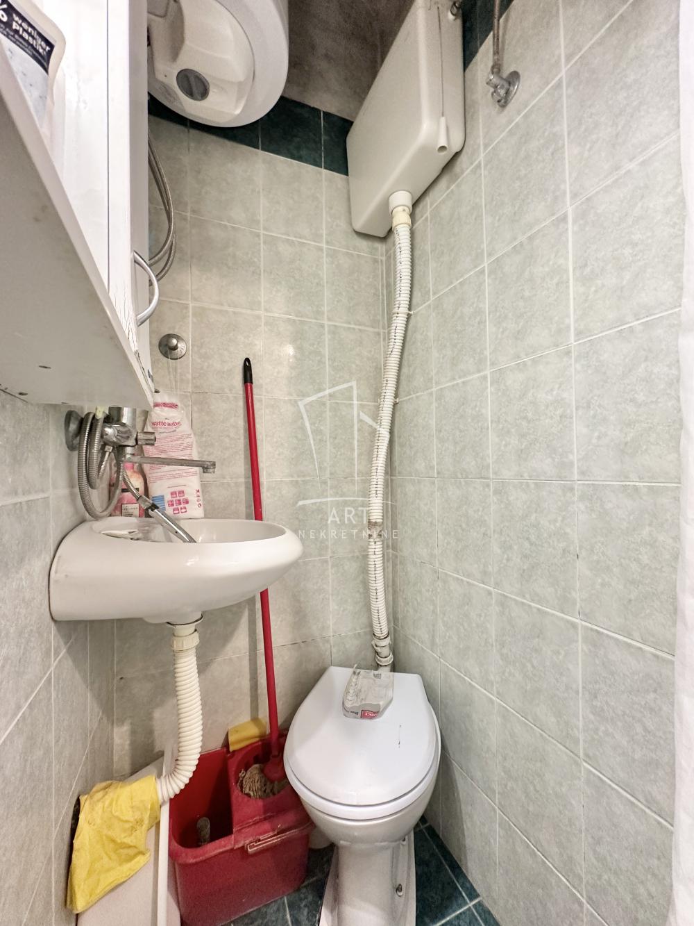 Slika 7 - Zmaj Jovina, Jednoiposoban stan na prodaju, 40m2, 220.000€