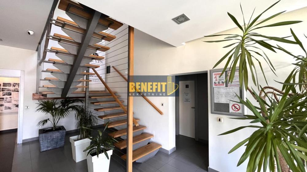 Glavna slika - Lokal za izdavanje, 300m2, 2.500€