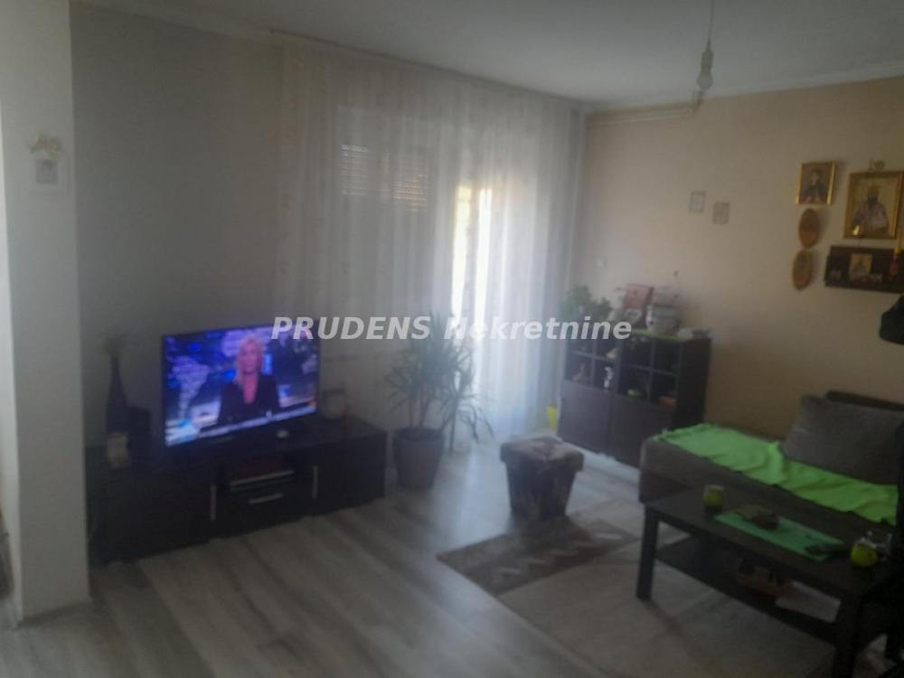 Slika 3 - Anđelka Čobanovića,  Kuća na prodaju, 165m2, 240.000€