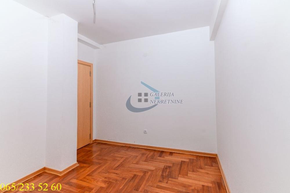 Slika 7 - Cerska, Trosoban stan na prodaju, 56m2, 168.000€