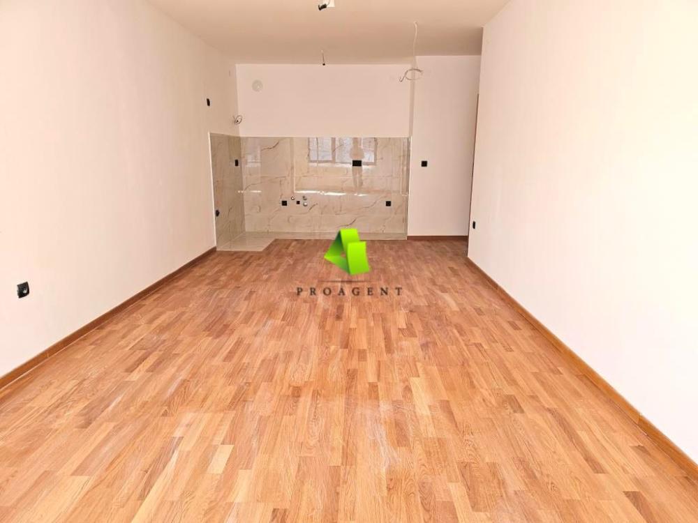 Glavna slika -Dvoiposoban stan na prodaju, 78m2, 179.400€