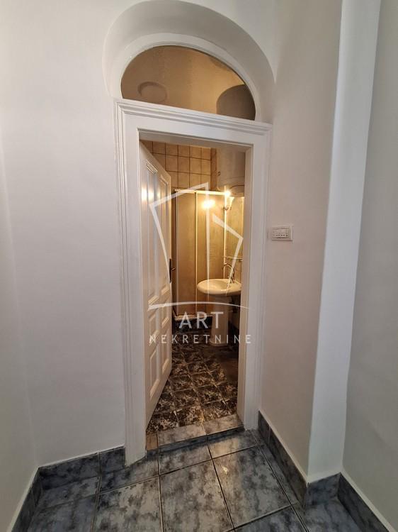 Slika 5 - Knez Mihailova, Dvosoban stan za izdavanje, 47m2, 800€