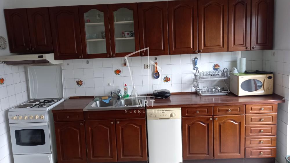 Slika 8 - Dr Aleksandra Kostića, Trosoban stan za izdavanje, 72m2, 750€