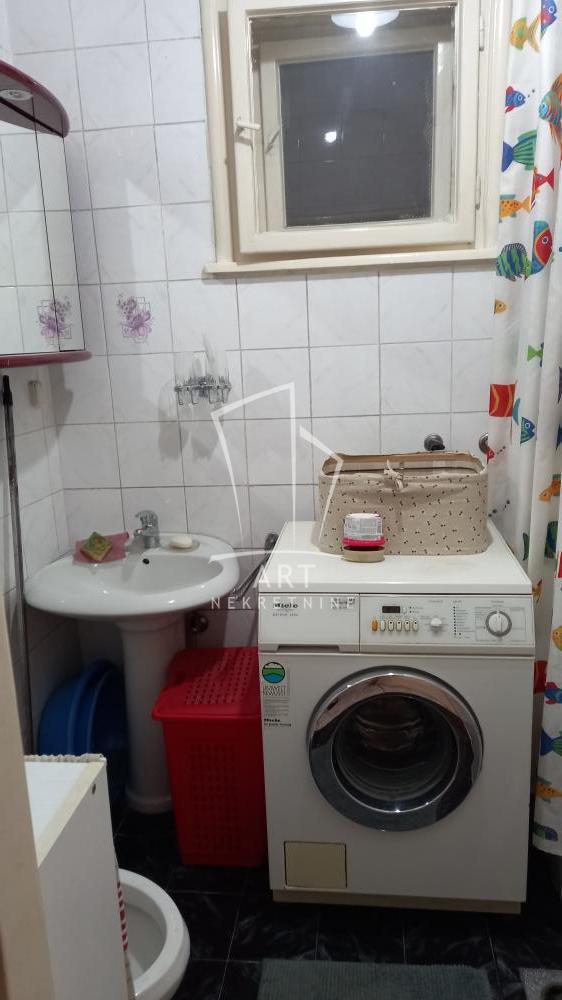 Slika 9 - Dr Aleksandra Kostića, Trosoban stan za izdavanje, 72m2, 750€