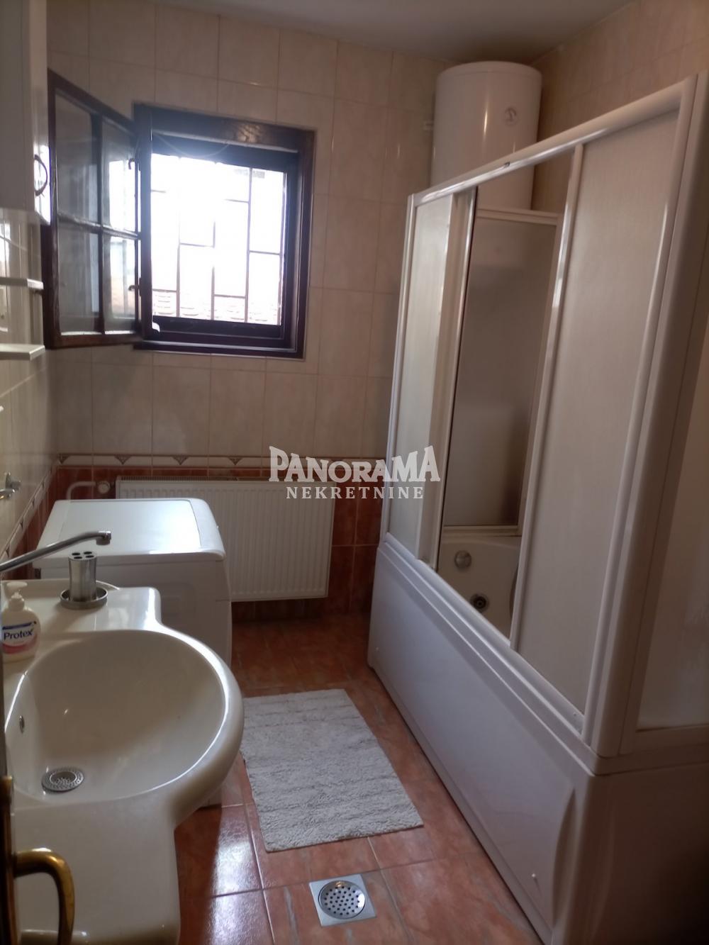 Slika 7 - Diane Budisavljević, Kuća za izdavanje, 340m2, 2.500€