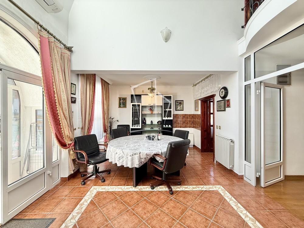 Slika 5 - Lukijana Mušickog, Kuća za izdavanje, 268m2, 1.500€