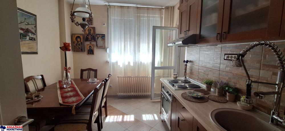 Slika 4 - Kneza Danila, Dvosoban stan za izdavanje, 60m2, 800€