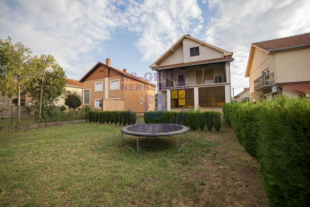 Glavna slika - Kuća na prodaju, 110m2, 328.880€