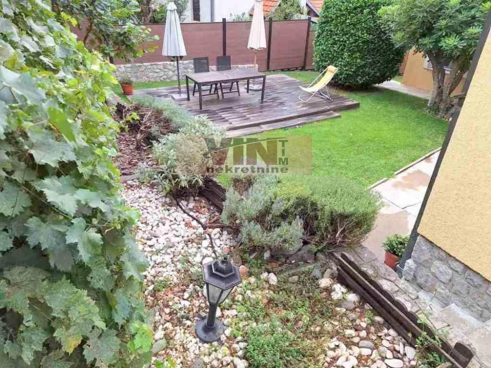 Slika 9 - BULEVAR JNA,  Kuća na prodaju, 500m2, 700.000€