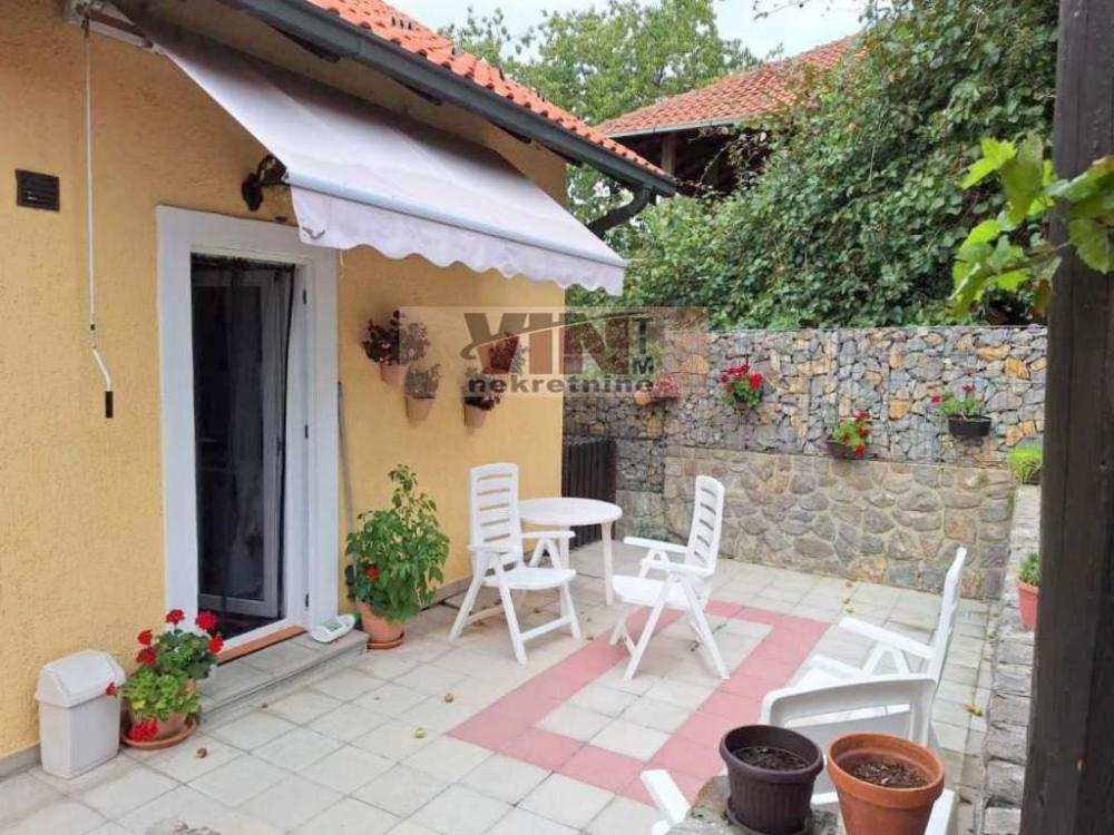 Slika 10 - BULEVAR JNA,  Kuća na prodaju, 500m2, 700.000€