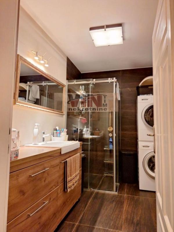 Slika 6 - BULEVAR JNA,  Kuća na prodaju, 500m2, 700.000€