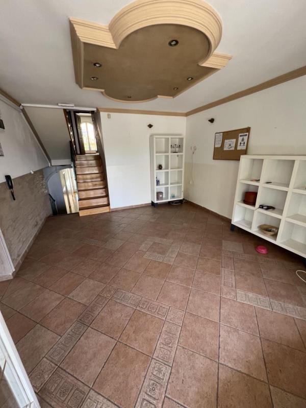 Slika 5 -  Kuća za izdavanje, 2.500€