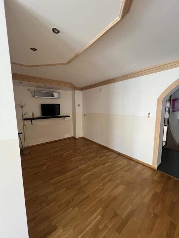 Slika 10 -  Kuća za izdavanje, 2.500€