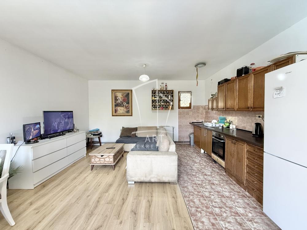 Slika 2 - Sinjska,  Kuća na prodaju, 255m2, 550.000€