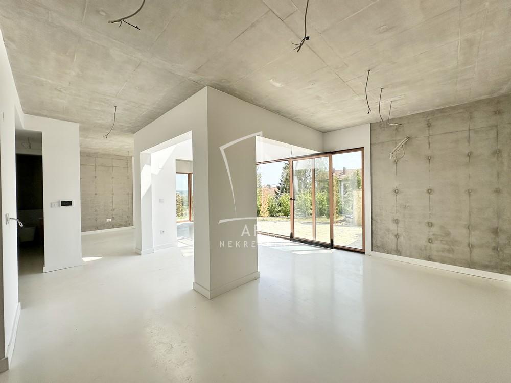 Slika 1 - Kneza Miloša, Kuća na prodaju, 297m2, 440.000€