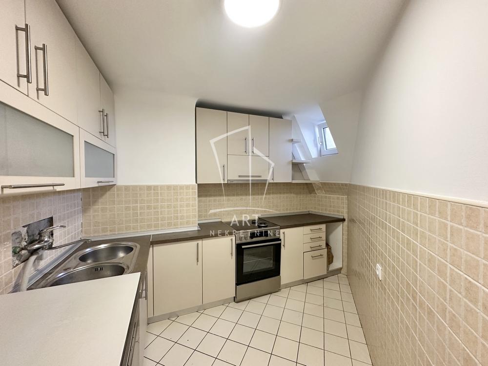 Slika 10 - Avijatičarski trg, Petosoban stan na prodaju, 175m2, 520.000€