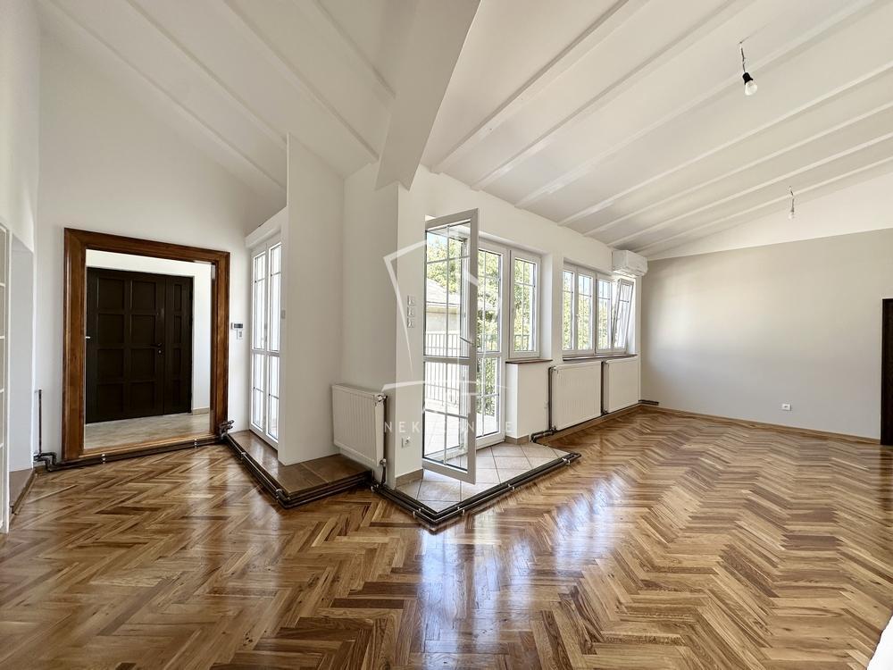 Glavna slika -Avijatičarski trg, Petosoban stan na prodaju, 175m2, 520.000€