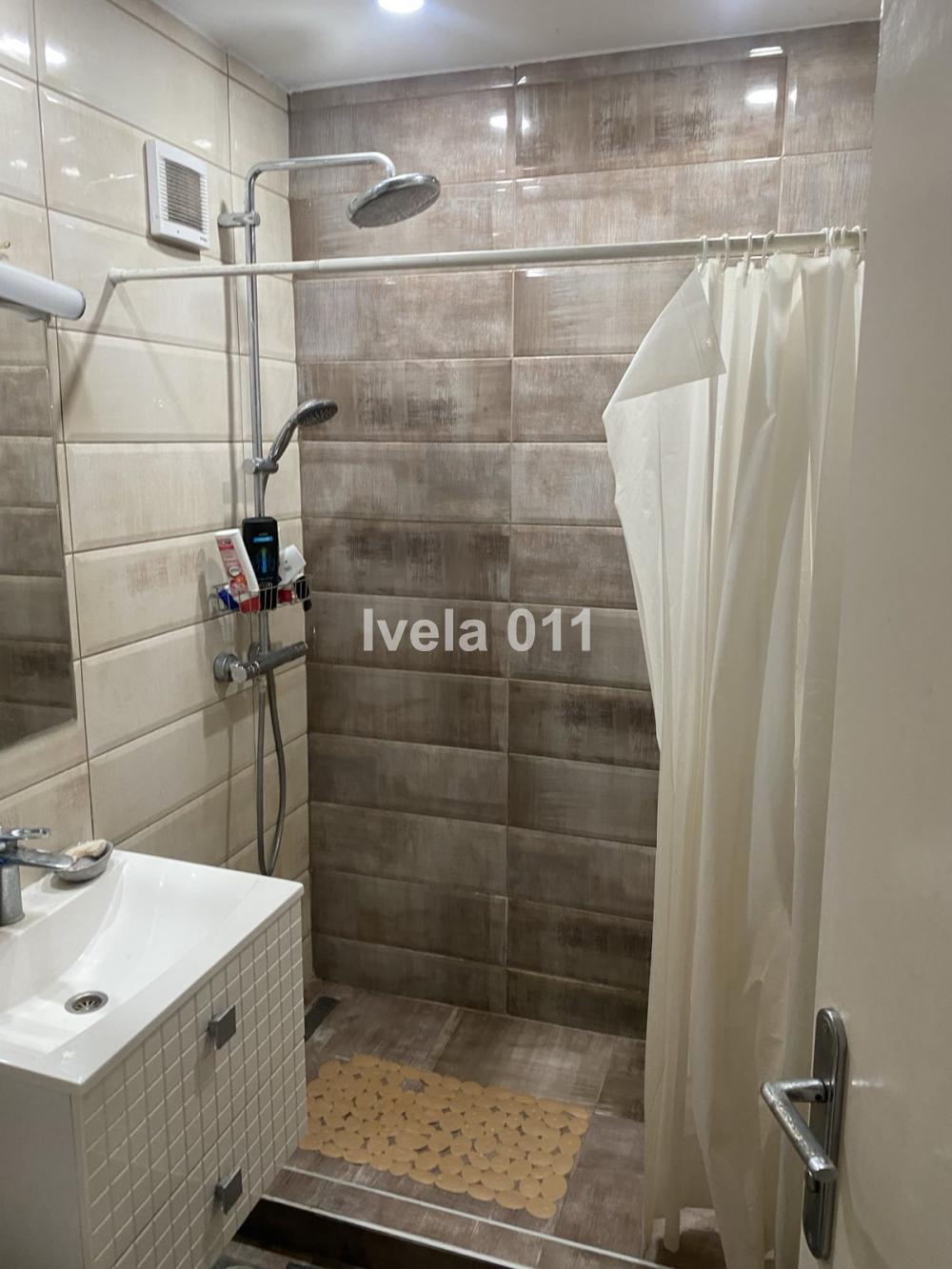 Slika 1 - Pere Velimirovića, Dvoiposoban stan na prodaju, 72m2, 181.000€