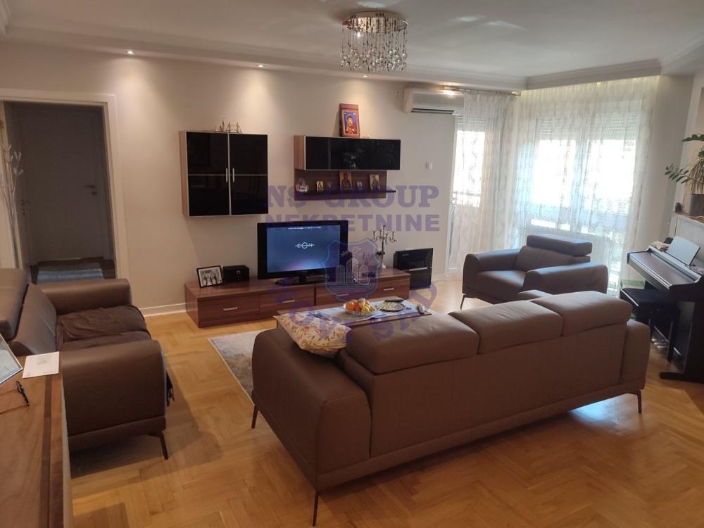 Glavna slika -Trosoban stan na prodaju, 85m2, 216.300€