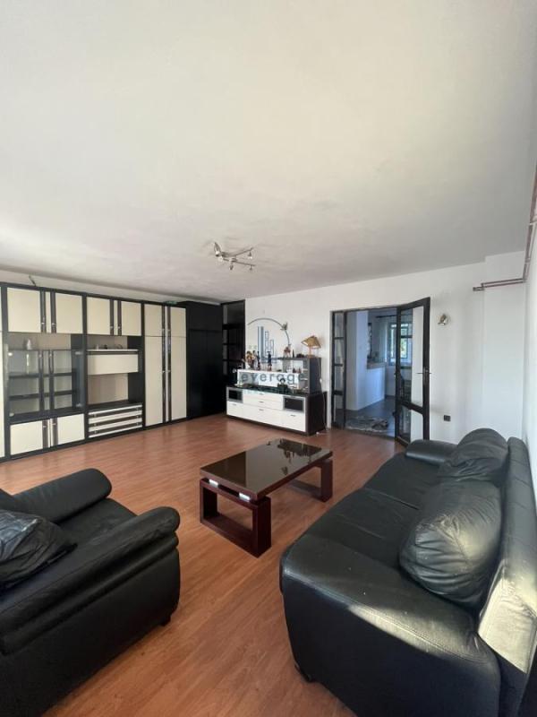 Glavna slika -Zorice Božović, Četvorosoban stan za izdavanje, 150m2, 500€